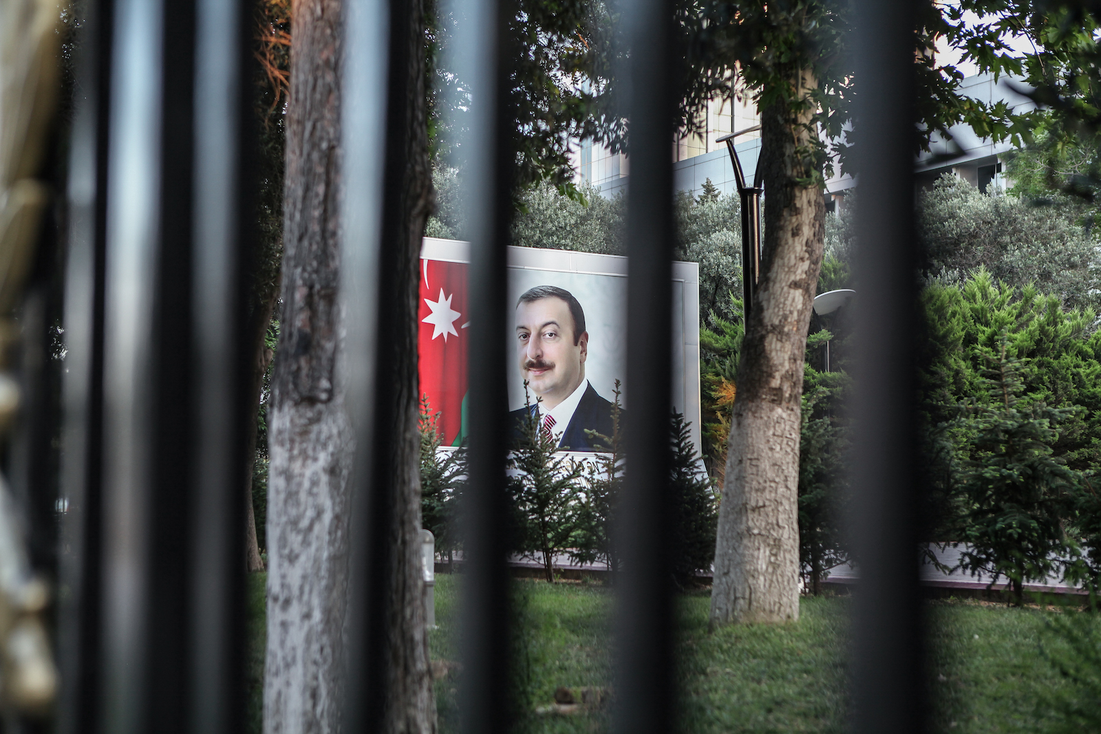 L'Azerbaïdjan d'Ilham Aliev occupe la 162e place sur 180 au classement 2015 de la liberté de la presse établi par Reporters sans frontières.