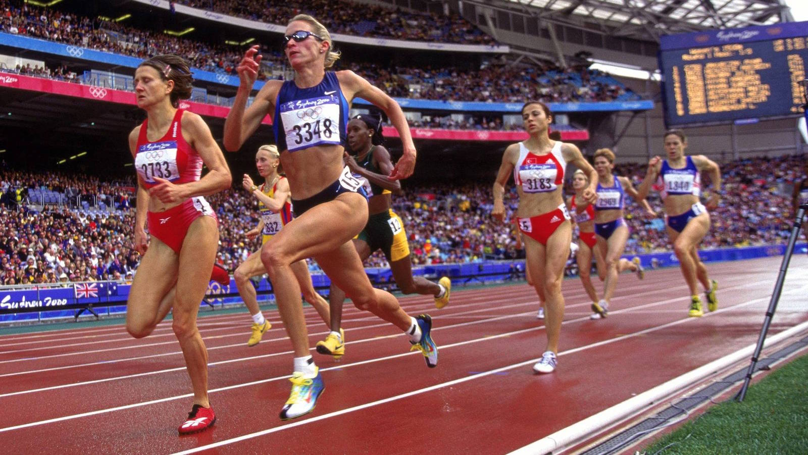Suzy Favor Hamilton (dossard 3348), lors des JO de Sydney, en 2000.