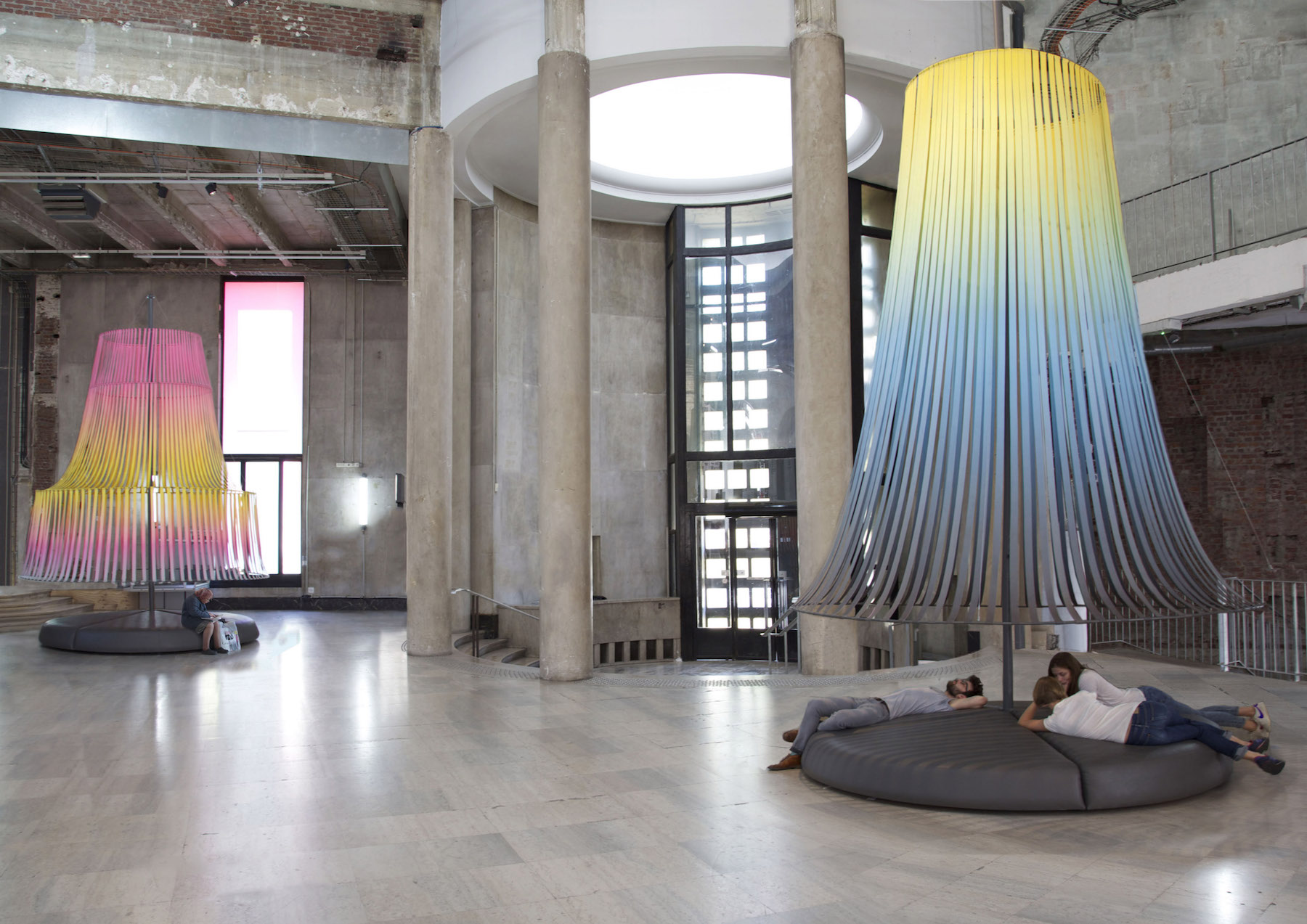 Trois conversations, Installation, Palais de Tokyo, 2014, image © Constance Guisset Studio